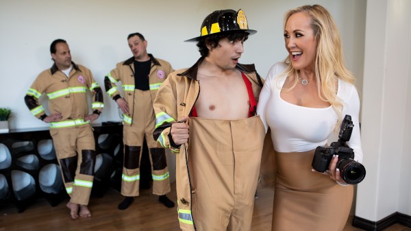 Red-Hot Calendar Shoot Porn Photo with Brandi Love, Ricky Spanish naked